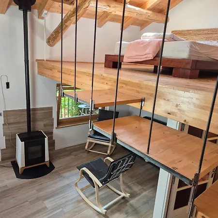 Casa S Antonio Aradolo * 보르고 산 달마쪼